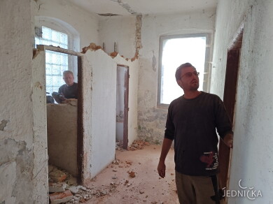 Jednička se probouzí 2023