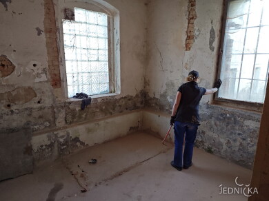 Jednička se probouzí 2023