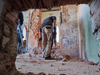 Jednička se probouzí 2023