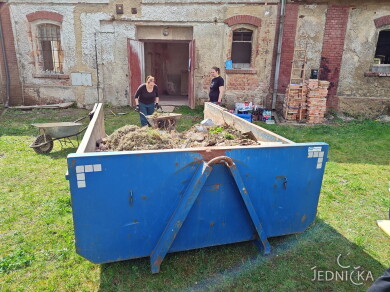 Jednička se probouzí 2024
